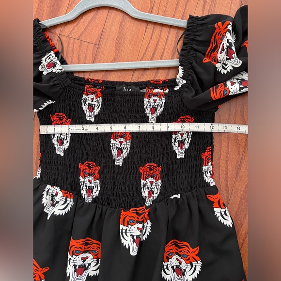 Tiger print - Picture 3 of 4